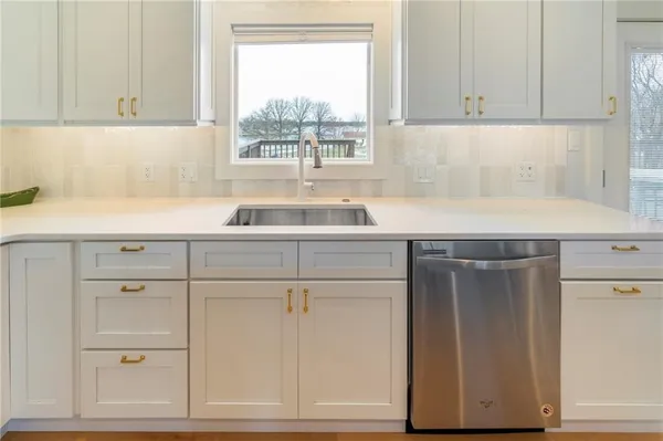 $1,050,000 | 106 Lake Viking Terrace, Gallatin, MO 64640