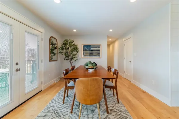 $1,050,000 | 106 Lake Viking Terrace, Gallatin, MO 64640