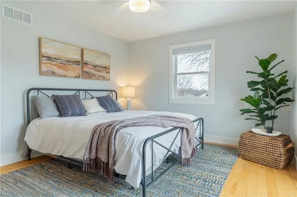 $1,050,000 | 106 Lake Viking Terrace, Gallatin, MO 64640