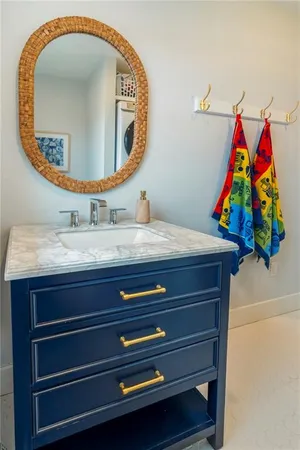 $1,050,000 | 106 Lake Viking Terrace, Gallatin, MO 64640