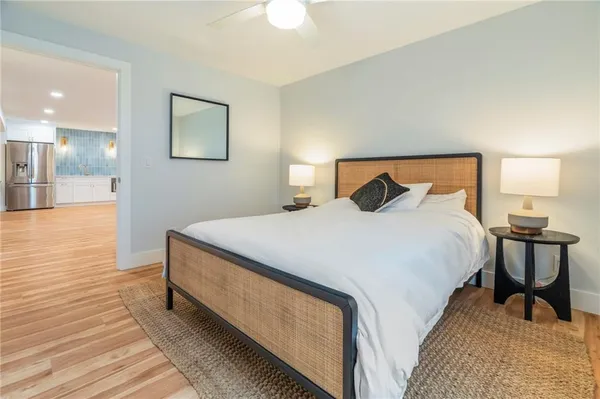 $1,050,000 | 106 Lake Viking Terrace, Gallatin, MO 64640