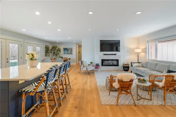 $1,050,000 | 106 Lake Viking Terrace, Gallatin, MO 64640