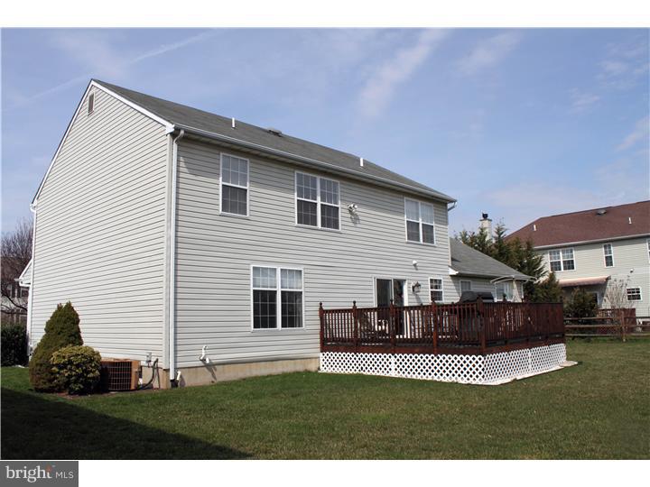 8 Savoy Road Newark, DE 19702 - Photo 17 of 24 Exterior Back