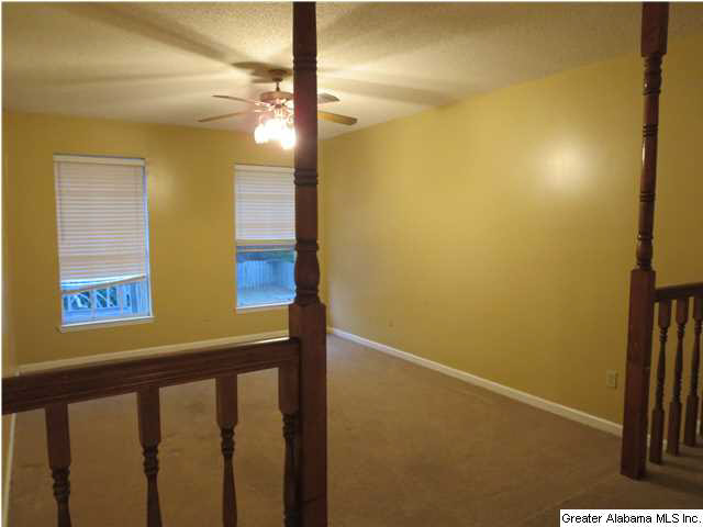 622 McPhearson Lane Bessemer, AL 35023 - Photo 3 of 12