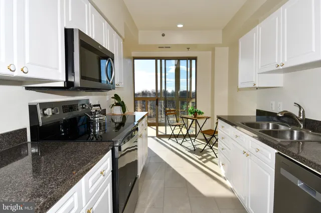 $449,000 | 3100 North Leisure World Boulevard, Unit 801, Silver Spring, MD 20906