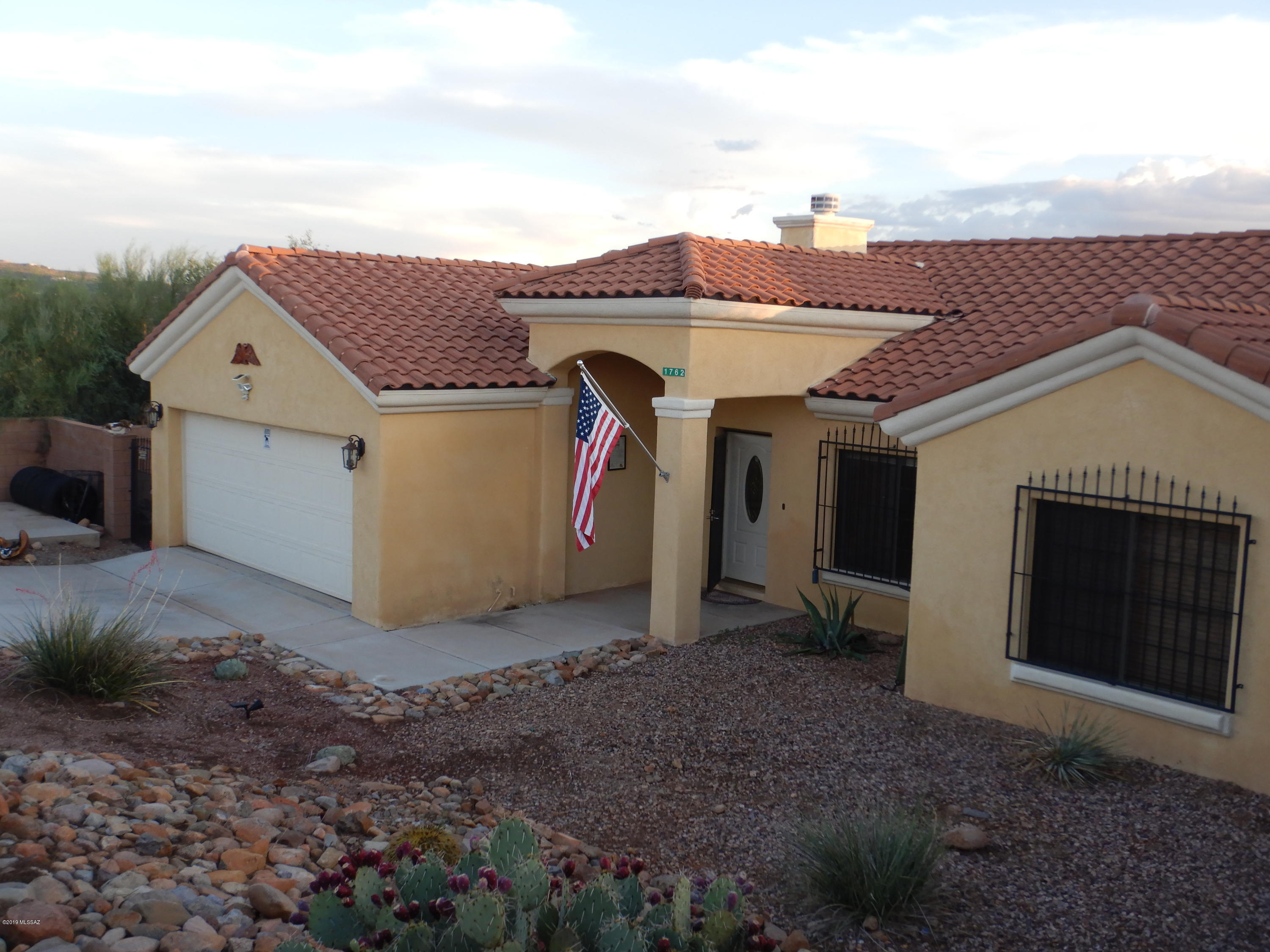 1762 Calle Barbadas Rio Rico, AZ 85648 - Photo 2 of 27 Gallery Image 2