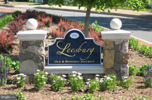 104 Dry Mill Road Southwest, Unit 302 Leesburg, VA 20175 - Photo 2 of 9 Community