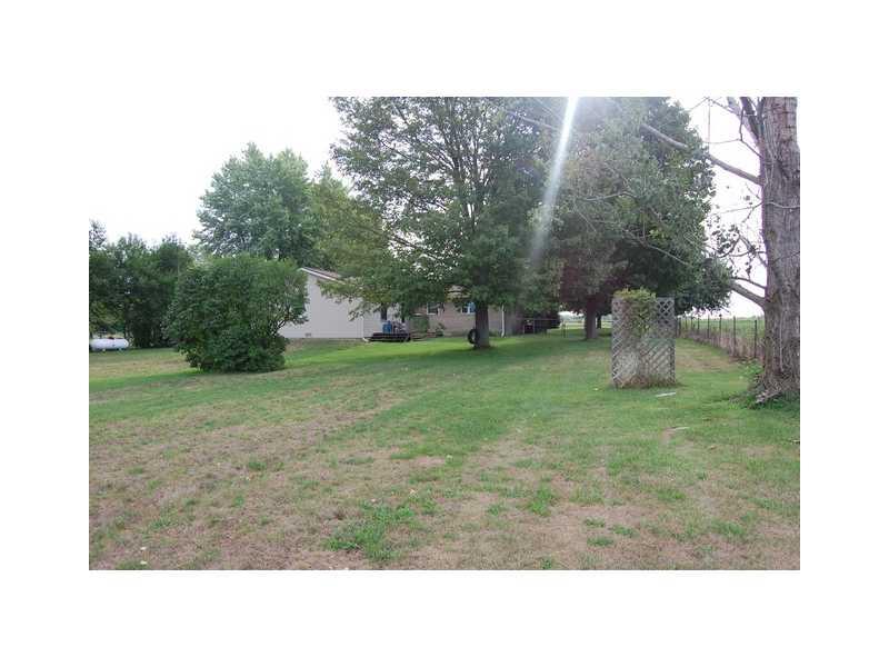 10567 Highway 9 Pendleton, IN 46064 - Photo 15 of 16