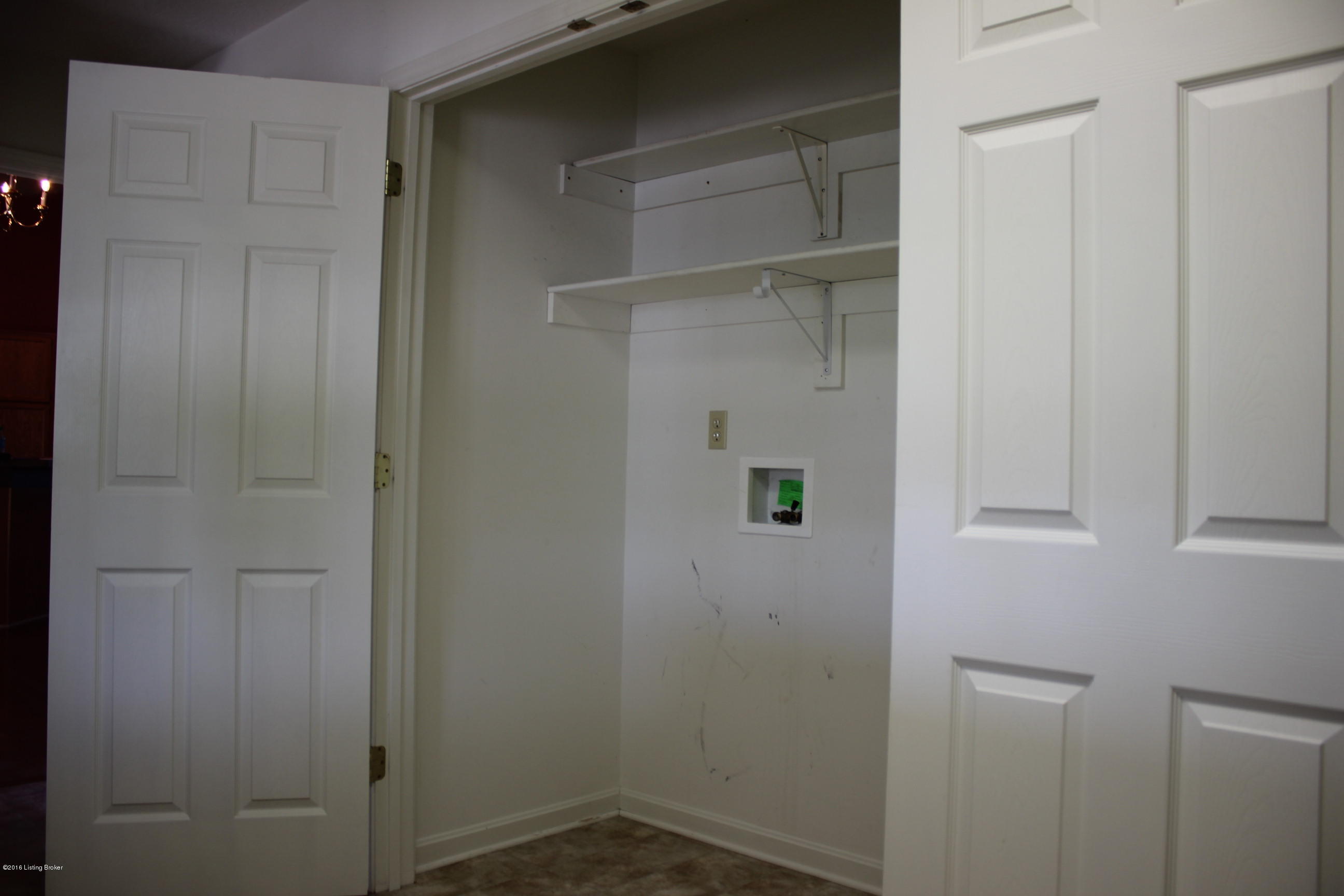 1902 McCoun Road Smithfield, KY 40068 - Photo 29 of 41 Laundry Hookups