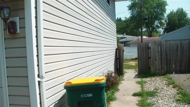 $2,195 | 6735 Van Buren Place, Merrillville, IN 46410