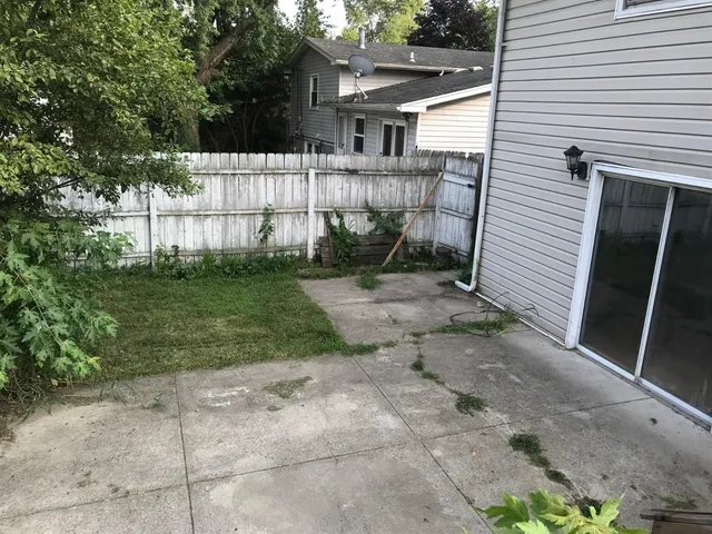 $2,195 | 6735 Van Buren Place, Merrillville, IN 46410