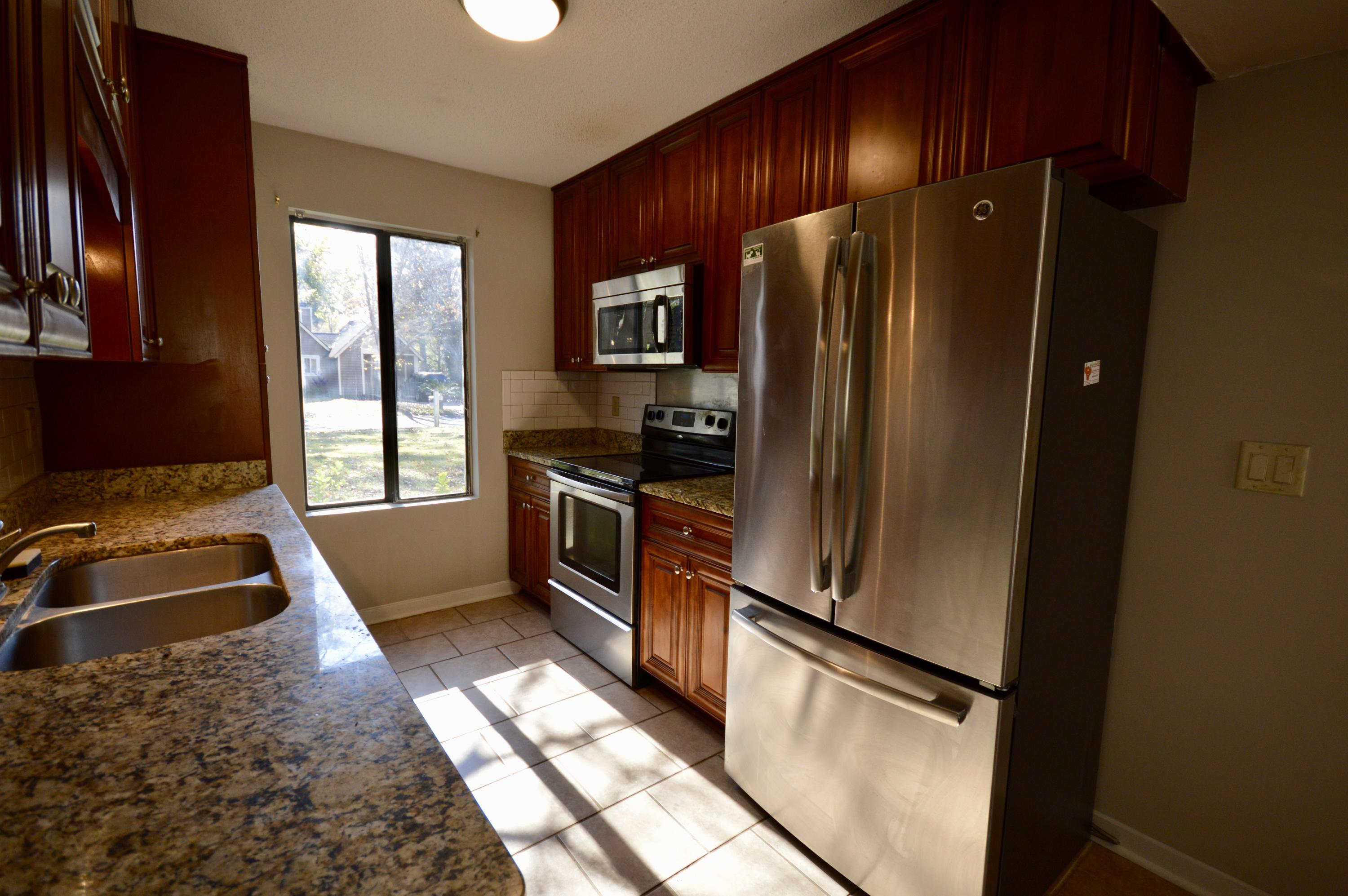 7819 Racquet Road North Charleston, SC 29418 - Photo 5 of 28 fullsizeoutput_68e