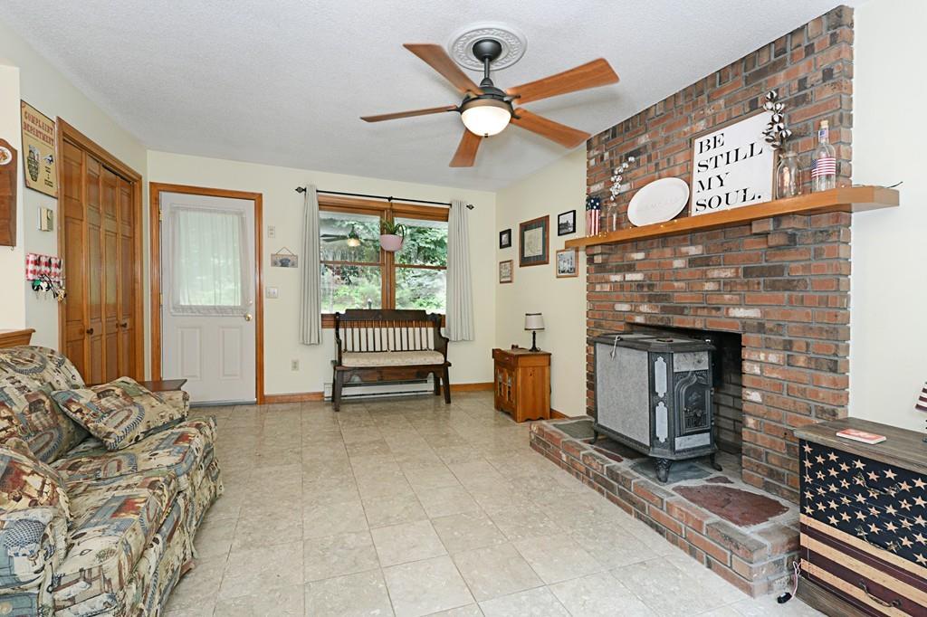 174 Wales Road Monson, MA 01057 - Photo 5 of 38