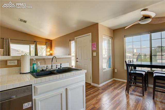 8438 South Thunder Ridge Way, Unit 203 Highlands Ranch, CO 80126 - Photo 17 of 33