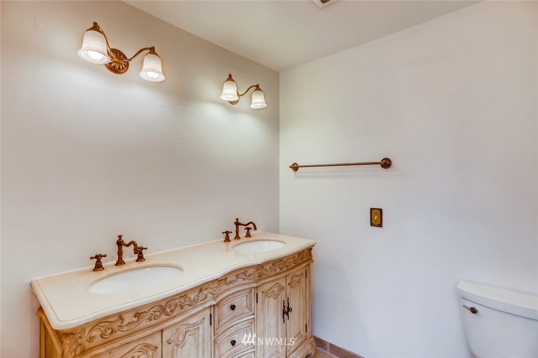 17828 110th Avenue Southeast Renton, WA 98055 - Photo 24 of 27 Gallery Image 24