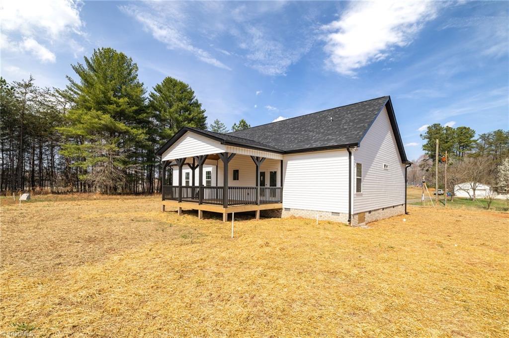 1448 River Road Stoneville, NC 27048 - Photo 23 of 26 Rear & deck