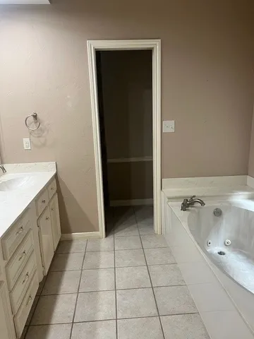 $2,500 | 3708 Masters Court, League City, TX 77573