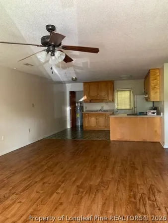 $900 | 2411 Oak Street, Unit B, Lumberton, NC 28358