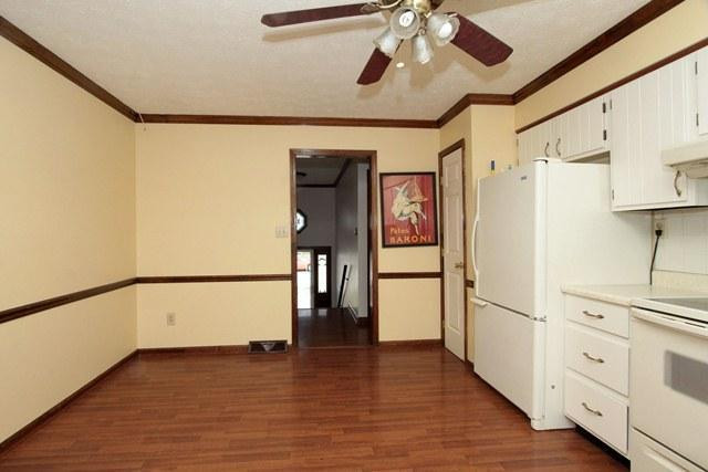 1128 Wood Ridge Road Lexington, KY 40514 - Photo 8 of 24 Photo 8