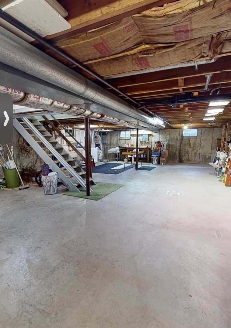 48 Lloyd Street Cary, IL 60013 - Photo 36 of 62 a view of a room with gym equipment