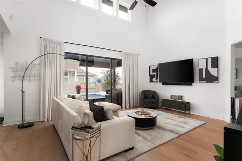 $849,995 | 7917 Edmondson Bend, Austin, TX 78744
