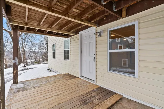 a view of a storage & utility room