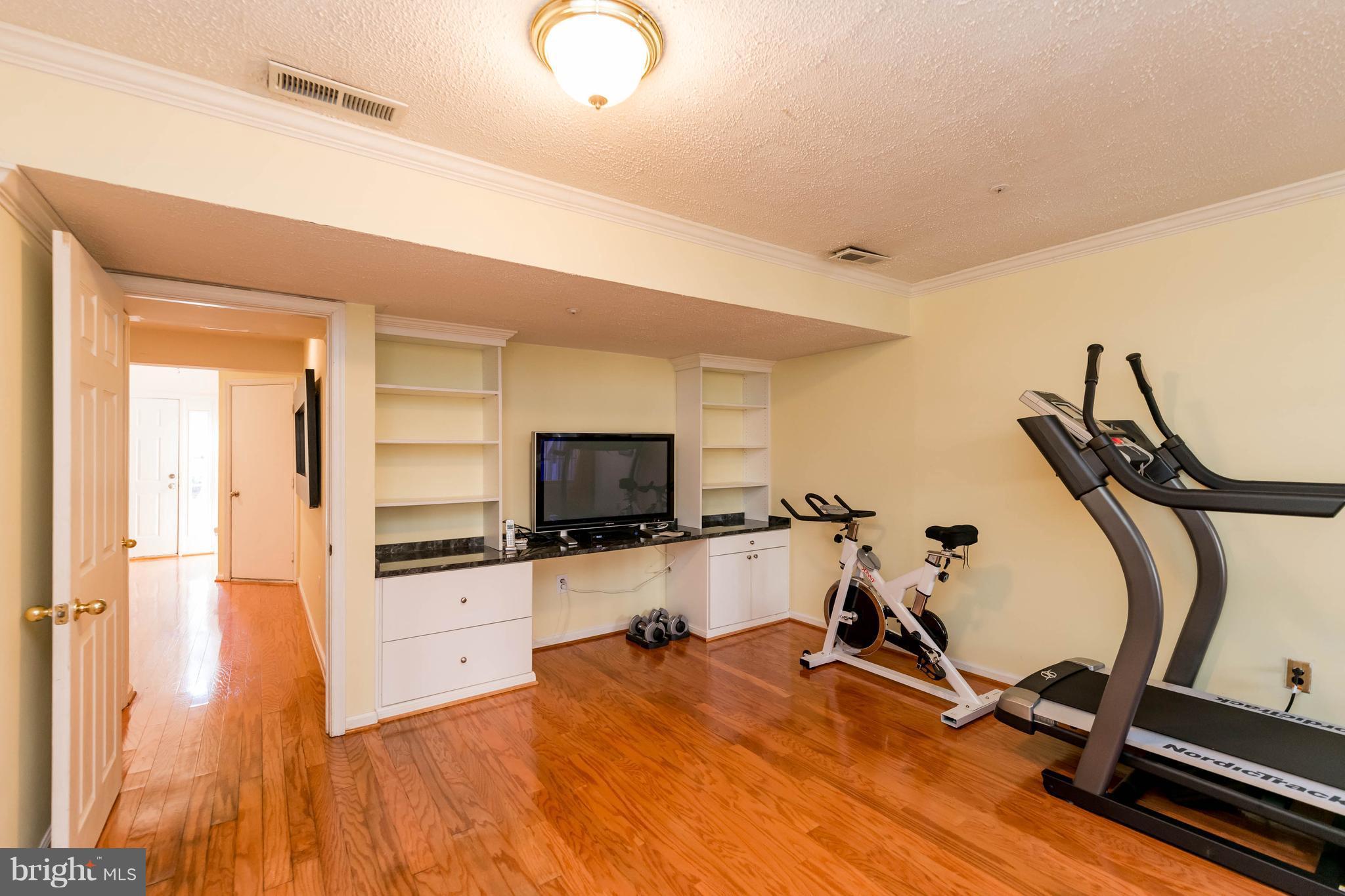 3028 Spice Bush Road Laurel, MD 20724 - Photo 8 of 9 Family Room