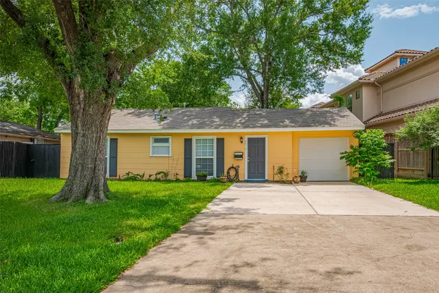 $2,140 | 5513 Fairdale Lane, Houston, TX 77056