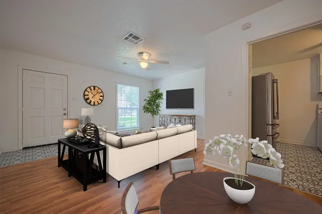 $2,140 | 5513 Fairdale Lane, Houston, TX 77056