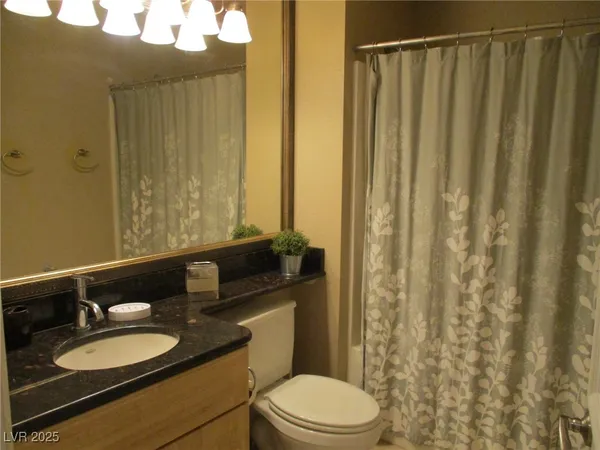 $1,495 | 270 East Flamingo Road, Unit 108, Las Vegas, NV 89169