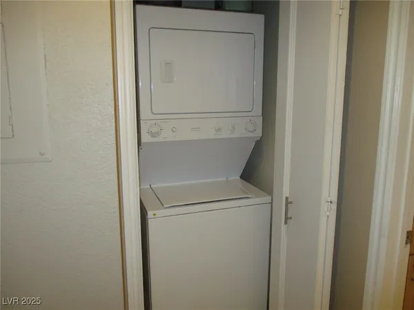 $1,495 | 270 East Flamingo Road, Unit 108, Las Vegas, NV 89169