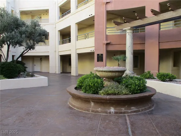 $1,495 | 270 East Flamingo Road, Unit 108, Las Vegas, NV 89169