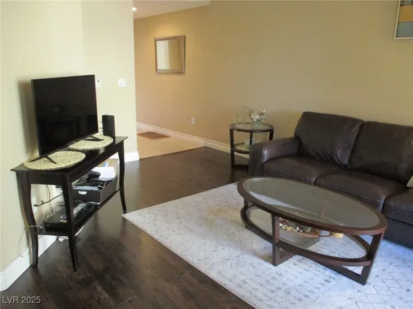 $1,495 | 270 East Flamingo Road, Unit 108, Las Vegas, NV 89169