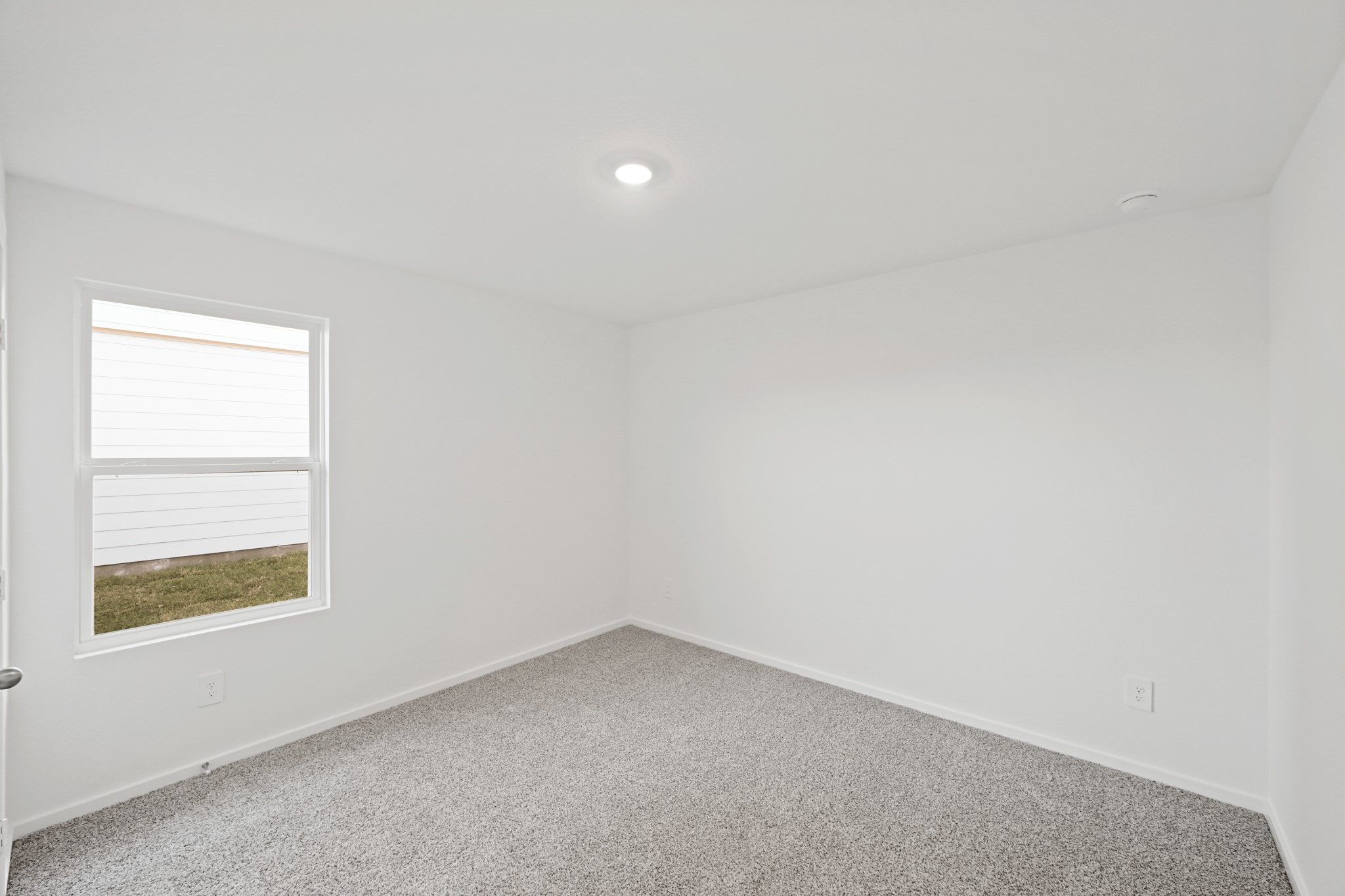 3032 Fall Gold Lane Katy, TX 77493 - Photo 14 of 24 an empty room with a window