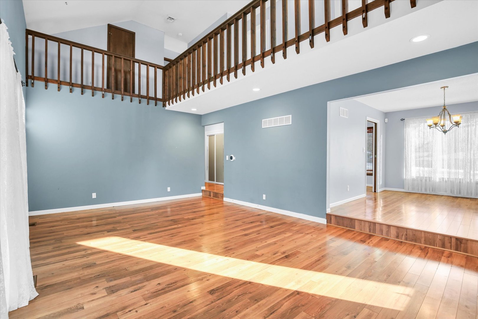 4 Genevieve Lane Champaign, IL 61822 - Photo 23 of 54 a view of an entryway wooden floor