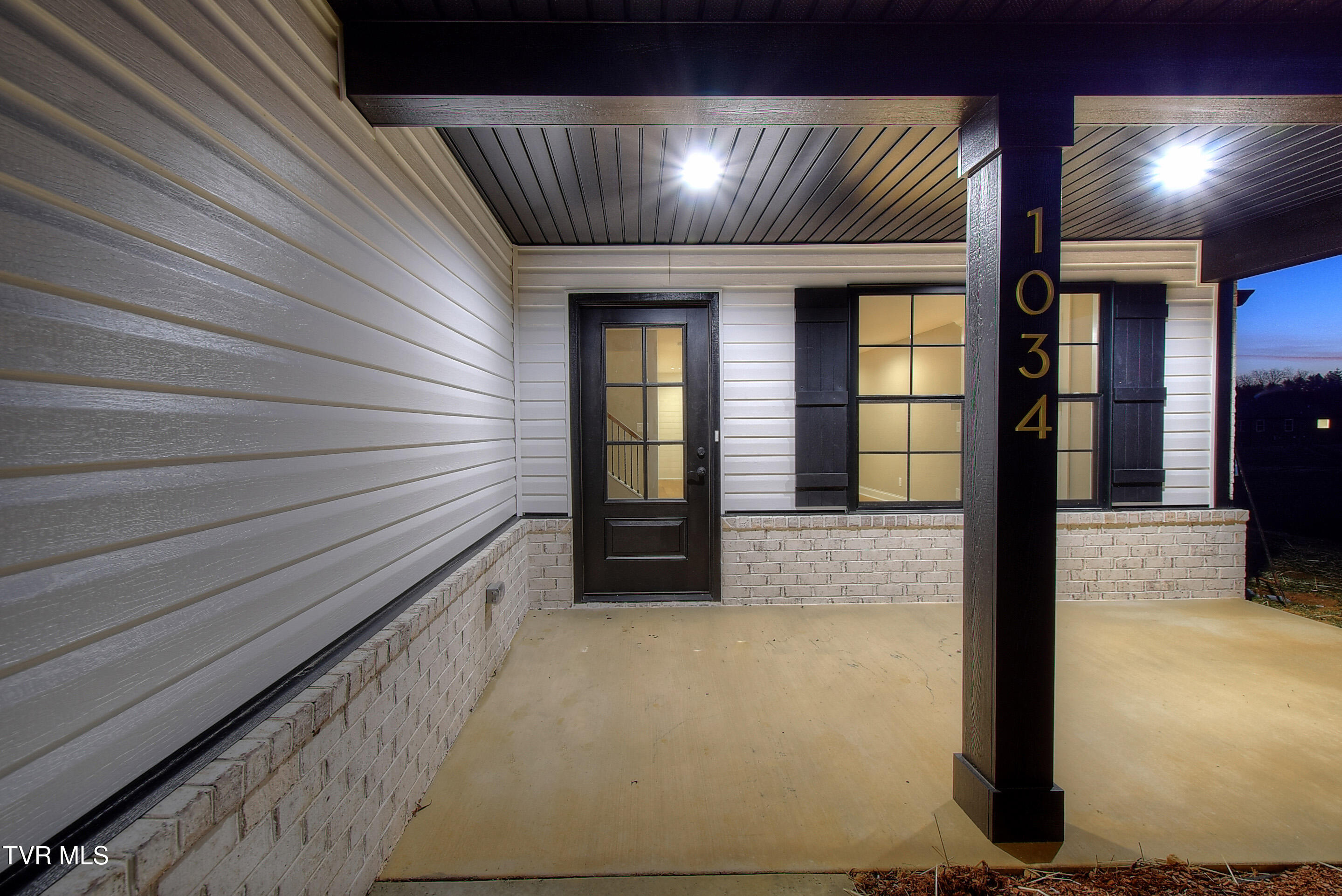 1034 Hawley Road Blountville, TN 37617 - Photo 8 of 45 11