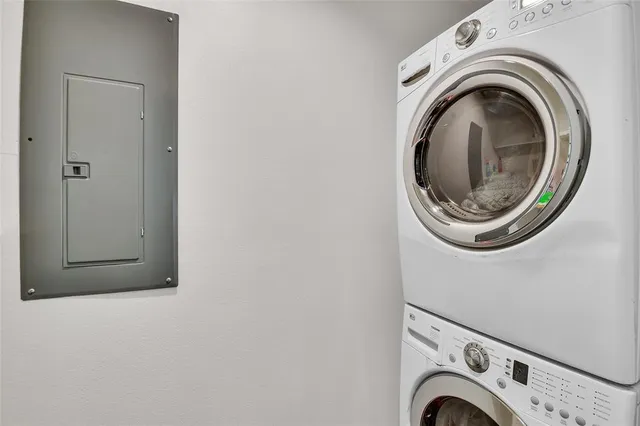 $724,000 | 316 Athenia Drive, Fort Worth, TX 76114