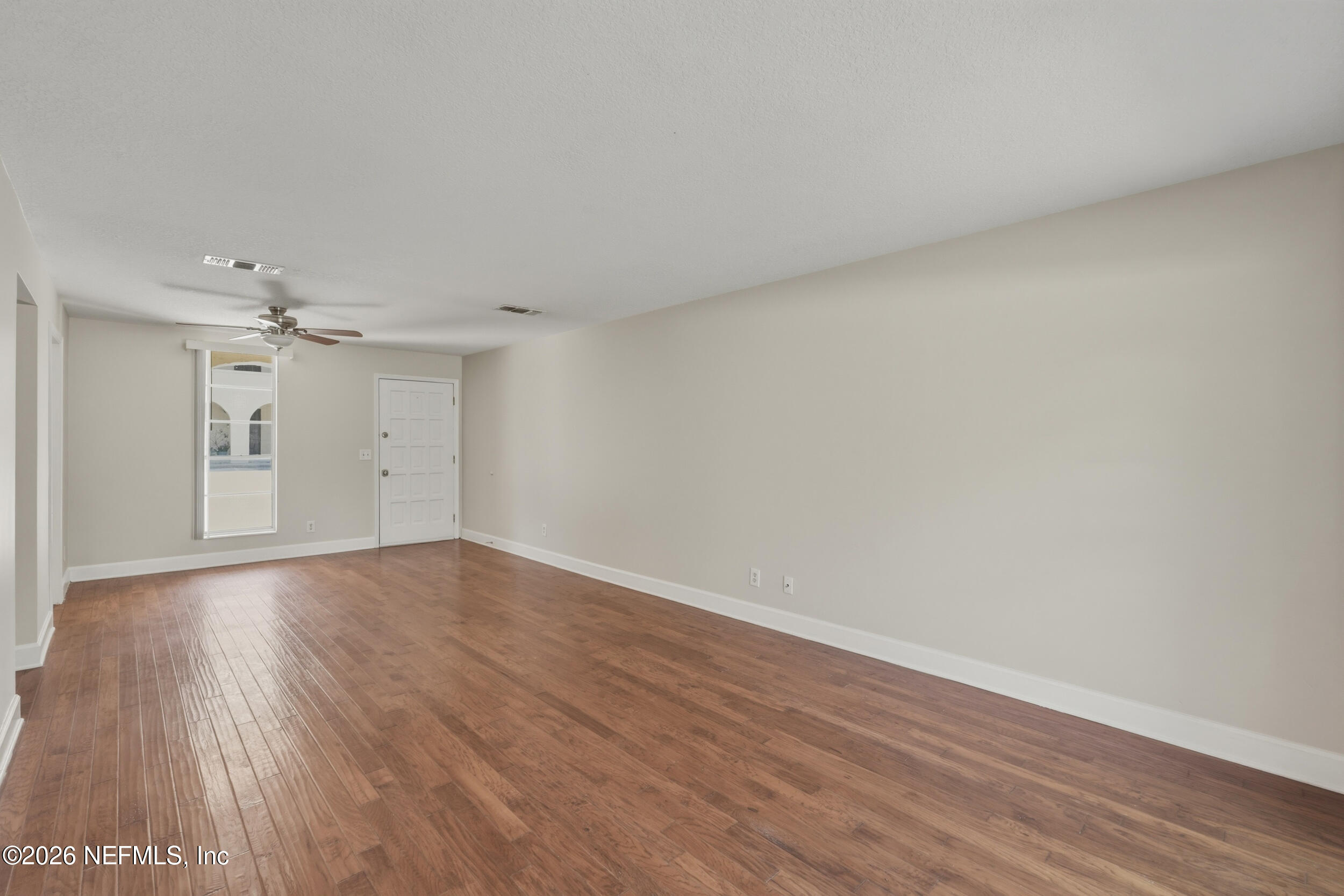 1757 El Camino Road, Unit 4 Jacksonville, FL 32216 - Photo 10 of 26 10_lens2listing-16
