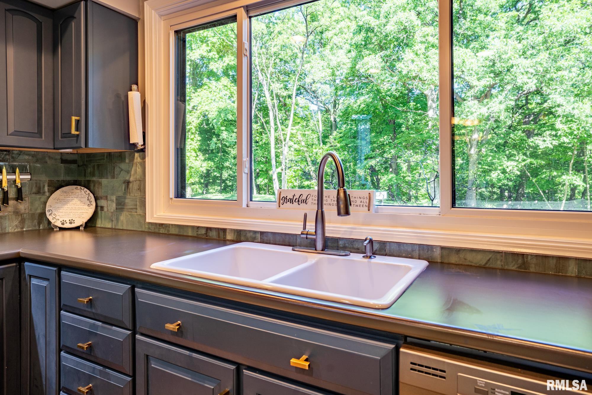 9210 North Frye Road Peoria, IL 61615 - Photo 13 of 90 Gallery Image 13