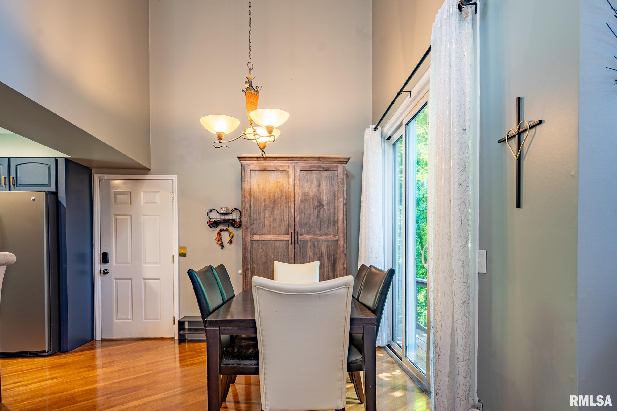 9210 North Frye Road Peoria, IL 61615 - Photo 8 of 90 Gallery Image 8