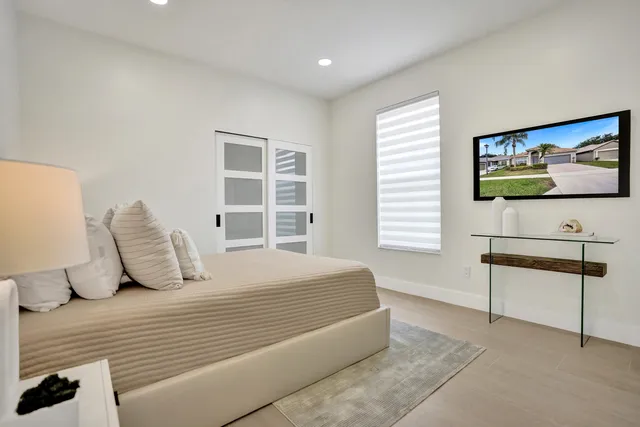 $890,000 | 13642 Breton Lane, Delray Beach, FL 33446