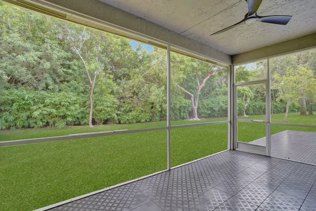 $890,000 | 13642 Breton Lane, Delray Beach, FL 33446