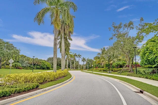 $890,000 | 13642 Breton Lane, Delray Beach, FL 33446