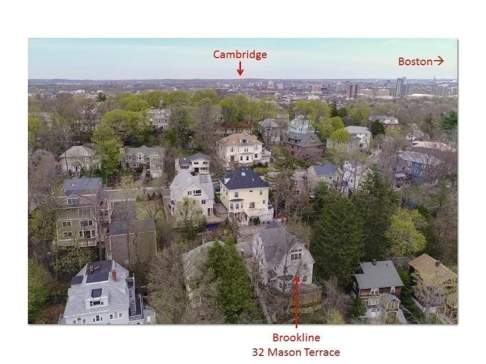 32 Mason Terrace, Unit 2 Brookline, MA 02446 - Photo 15 of 18 a view of a city