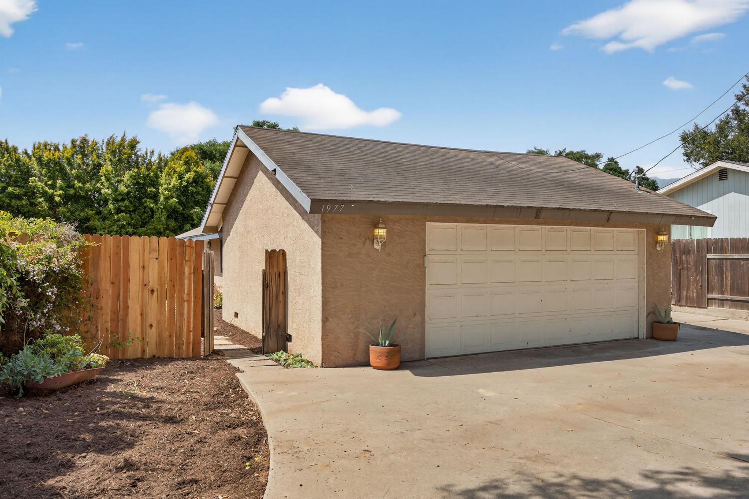 1977 South Rice Road Ojai, CA 93023 - Photo 18 of 32