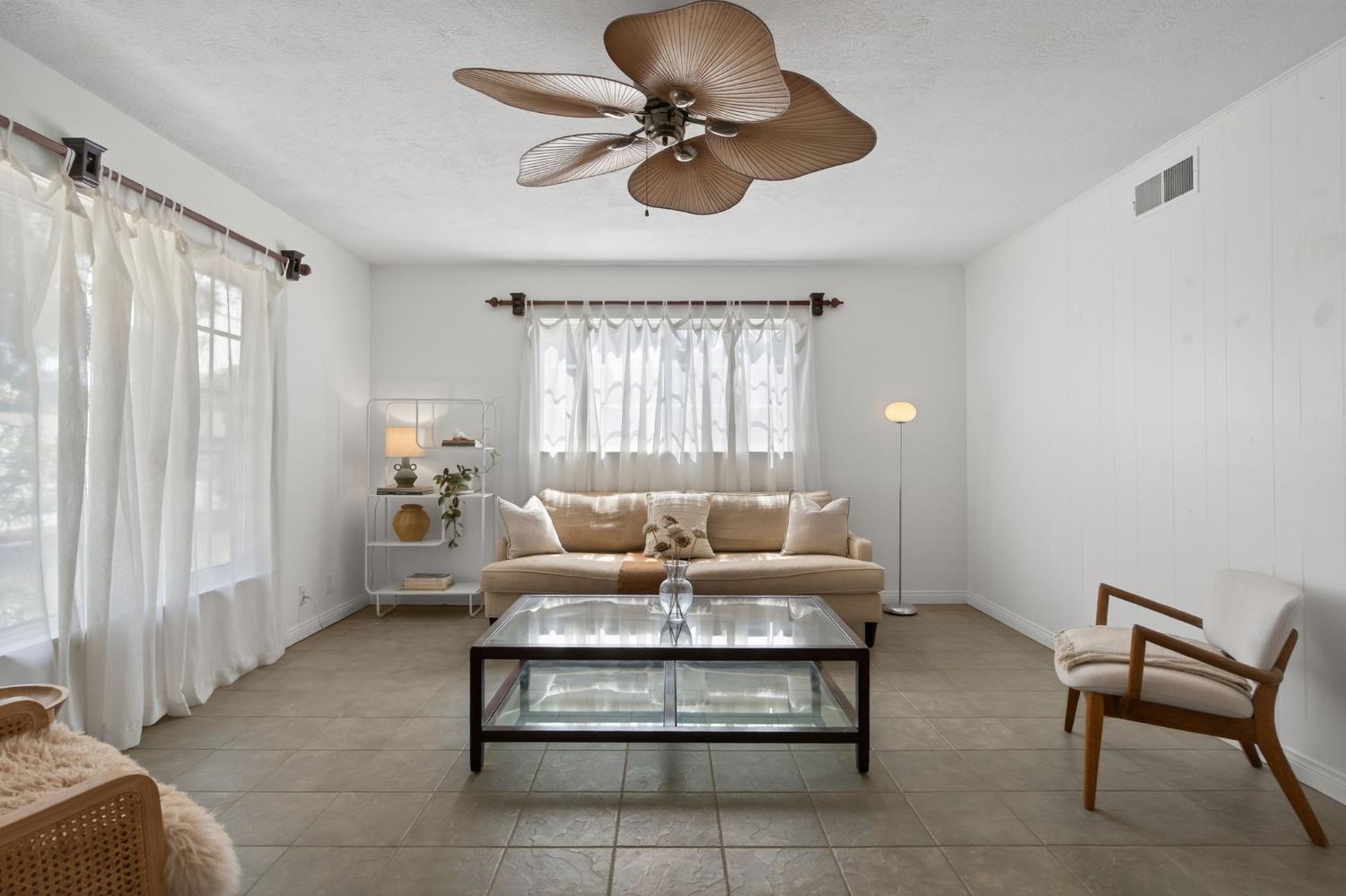 1977 South Rice Road Ojai, CA 93023 - Photo 4 of 32