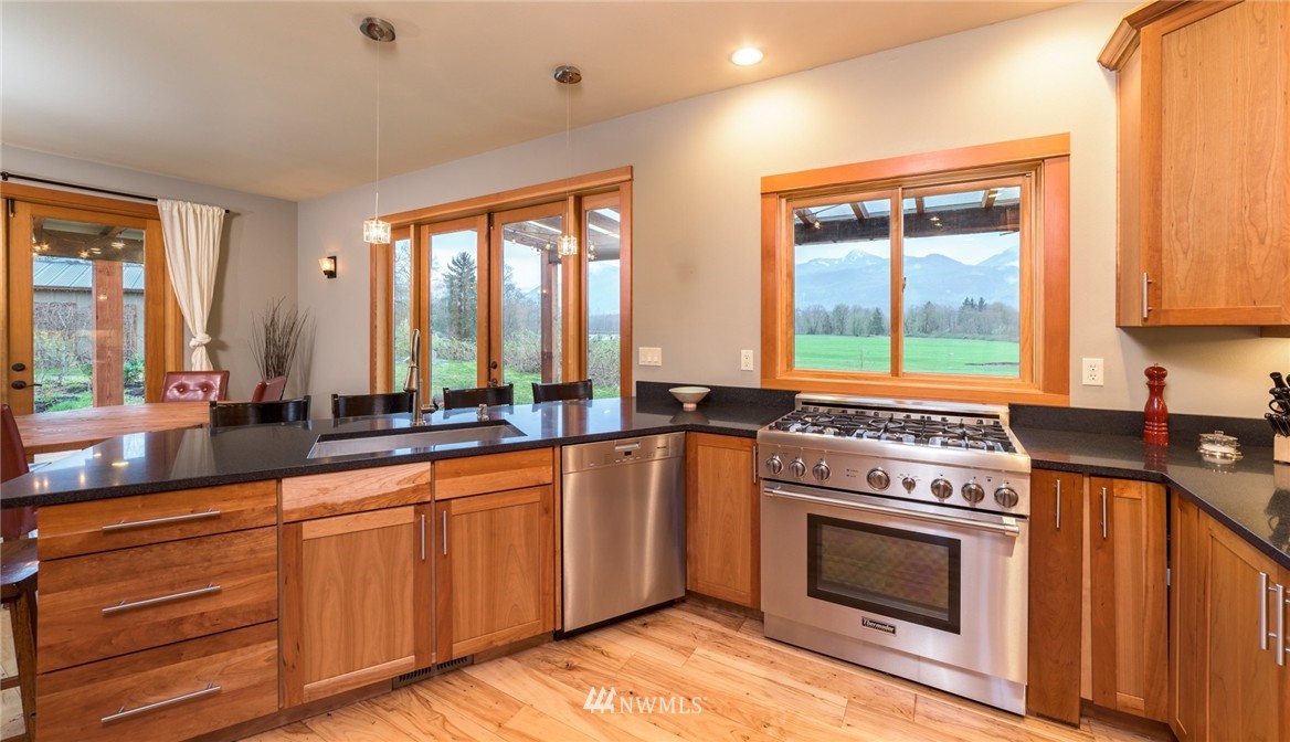 28022 Buchanan Road Sedro-Woolley, WA 98284 - Photo 14 of 24 Gallery Image 14