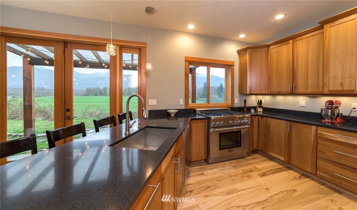 28022 Buchanan Road Sedro-Woolley, WA 98284 - Photo 15 of 24 Gallery Image 15