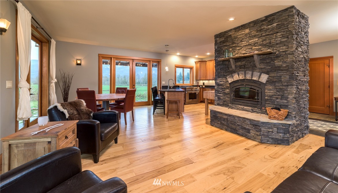 28022 Buchanan Road Sedro-Woolley, WA 98284 - Photo 10 of 24 Gallery Image 10
