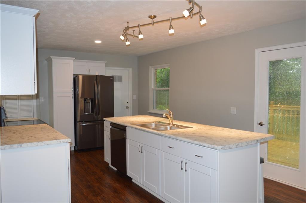2134 Maiden Lane Springfield, OH 45504 - Photo 4 of 15